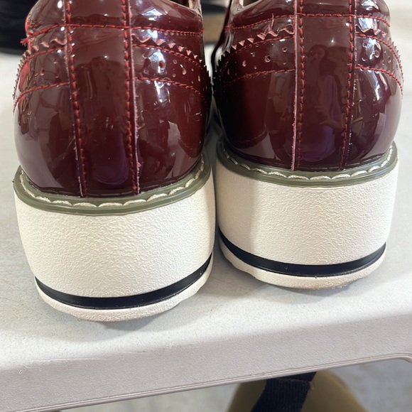 Just fab, size 8, purple and white - Picture 3 of 4